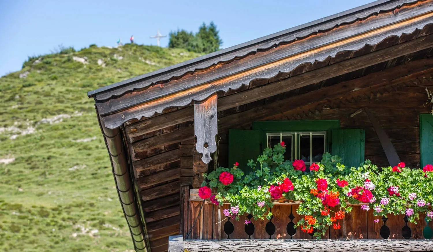 CE4111CE-11E1-4C44-AA5B-B95E1AB832E9